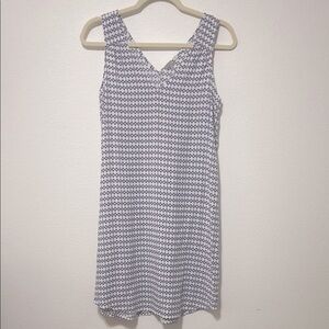 GAP Blue and White Sleeveless V-Neck Sundress Size XS PTP 17” EUC